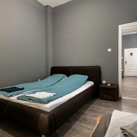 아파트 Vinolia Apartment's *