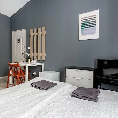 Vinolia Apartment's *