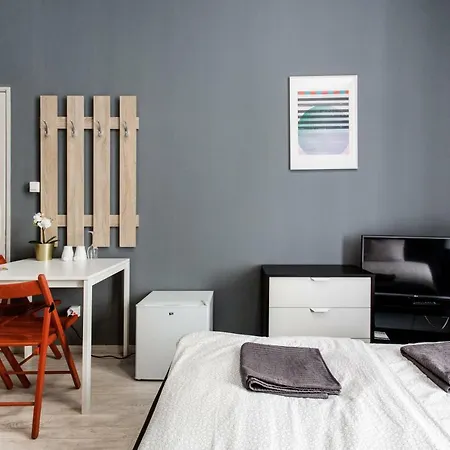 Vinolia Apartment's Apartment *