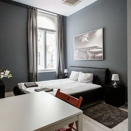 Vinolia Apartment's Apartment *
